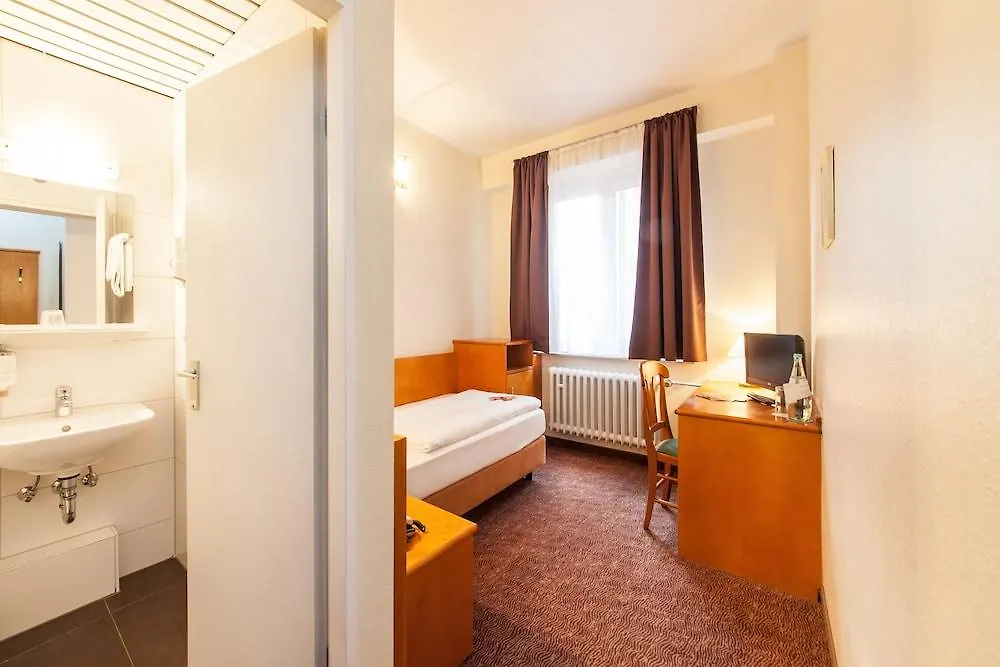 Hotel Ahl Meerkatzen Cologne 3*,  Germany