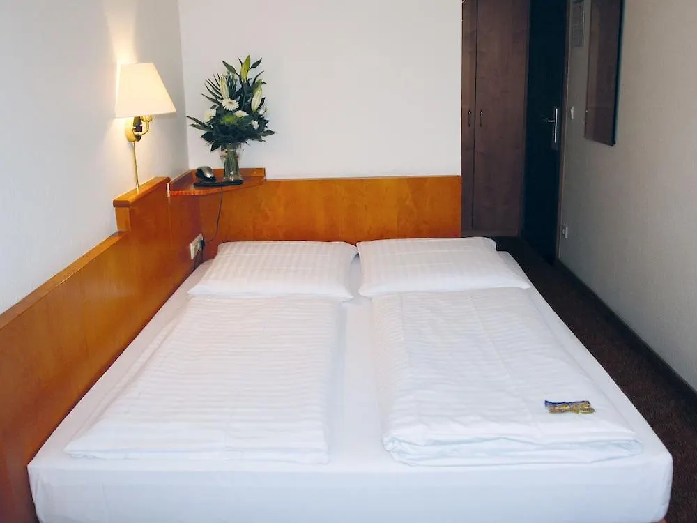 Hotel Ahl Meerkatzen Cologne