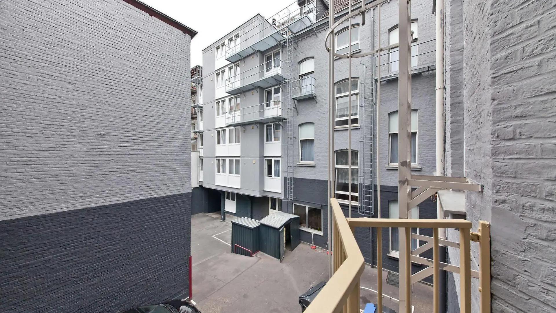 Hotel Ahl Meerkatzen Cologne
